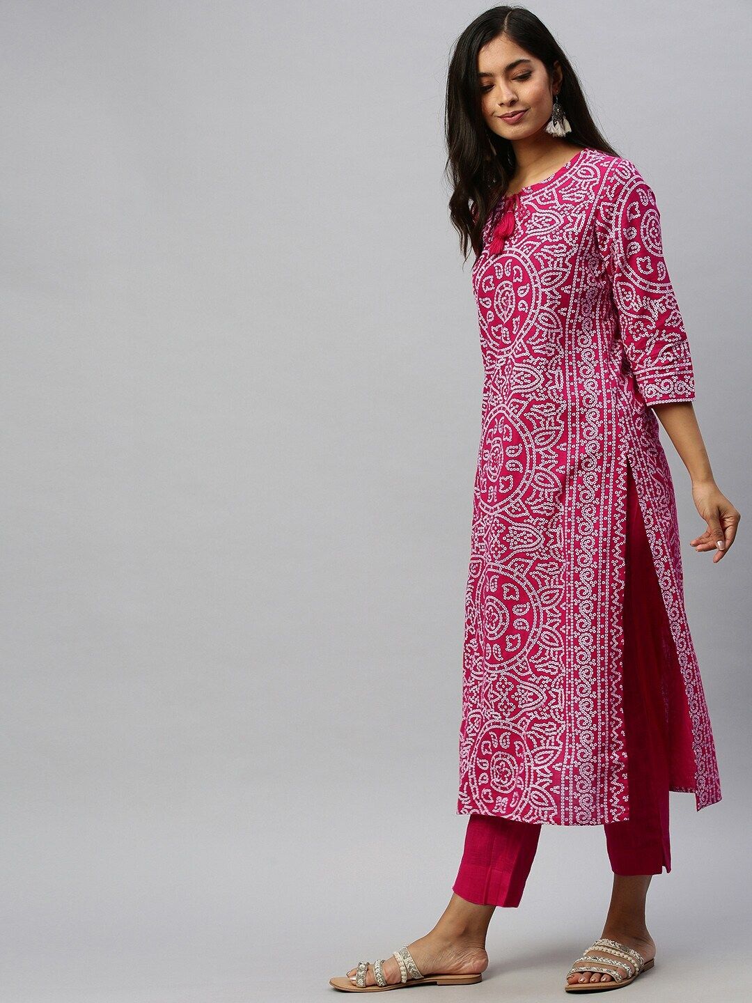 Dhiyona IS Women's Women Pink & White Bandhani Printed Kurta with Trousers