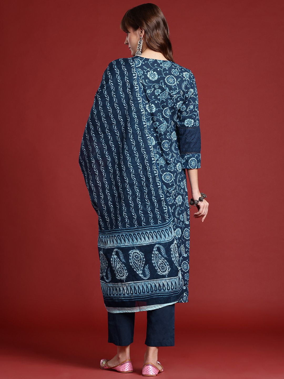 Paisley Printed Thread Work Pure Cotton Kurta With Trousers & Dupatta