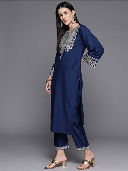 Dhiyona VA Women'sNotch Neck Ethnic Motifs Embroidered Regular Kurta Set