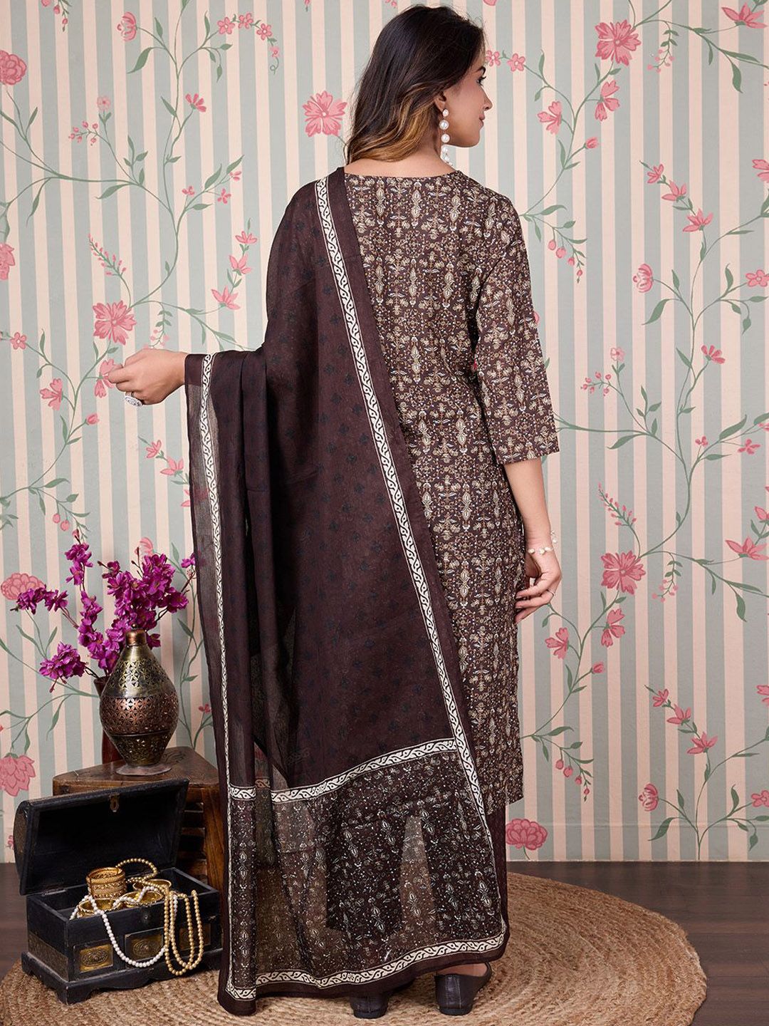 Dhiyona OD  Floral Printed Regular Pure Cotton Kurta with Trousers & Dupatta