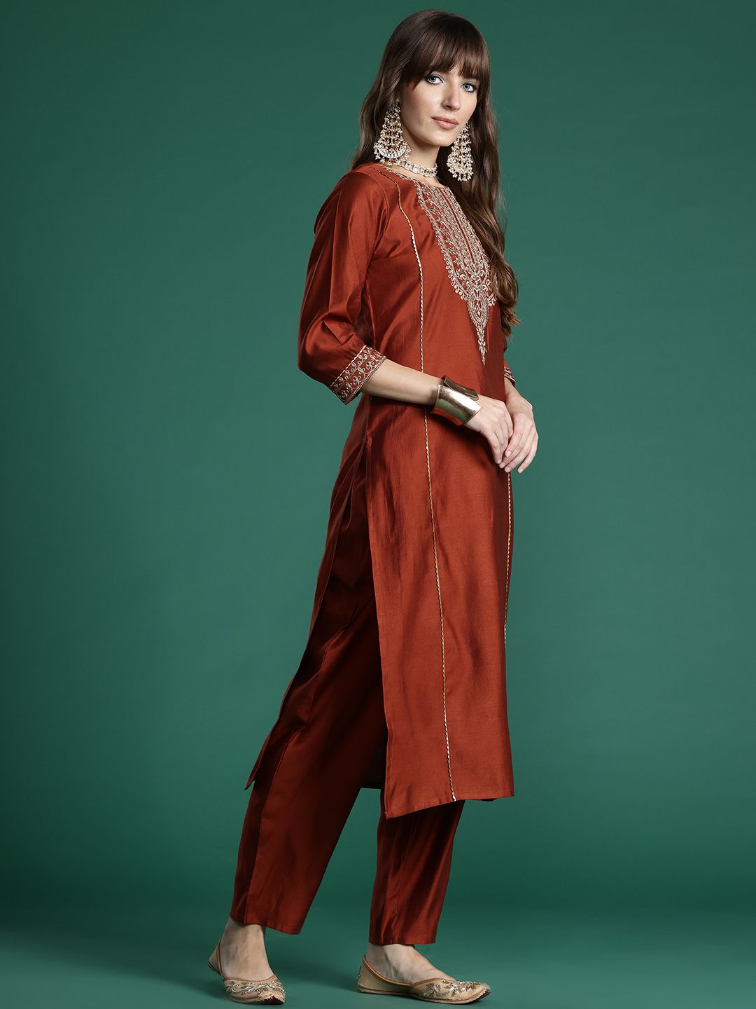 Dhiyona IE Ethnic Motifs Embroidered Liva Kurta with Trousers & With Dupatta
