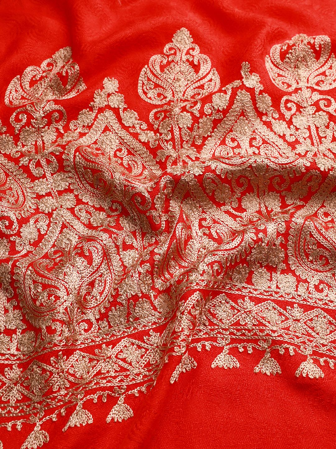 Dhiyona PA Women Maroon Aari Embroidered Kashmiri Shawl