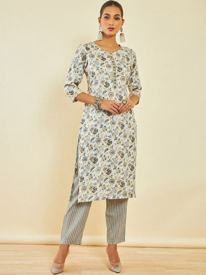 Dhiyona SO Women's Grey Floral Printed Regular Gotta Patti Kurta With Trousers