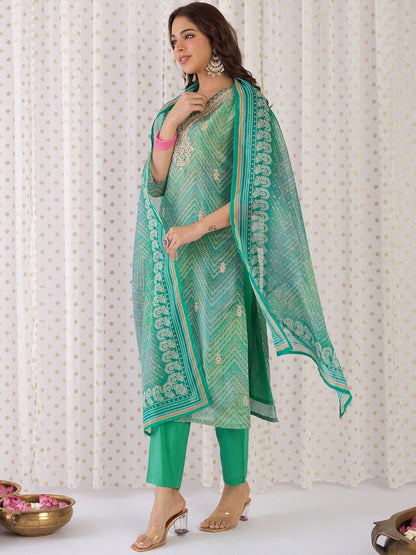 Dhiyona IE Women Floral Embroidered Regular Sequinned Kurta with Trousers & With Dupatta