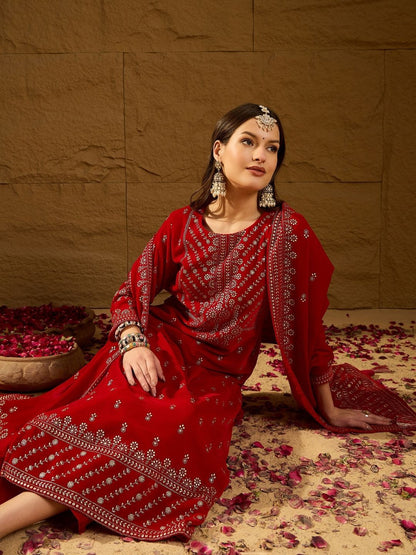Dhiyona PD Women Embroidered Velvet Straight Kurta With Trousers And Dupatta