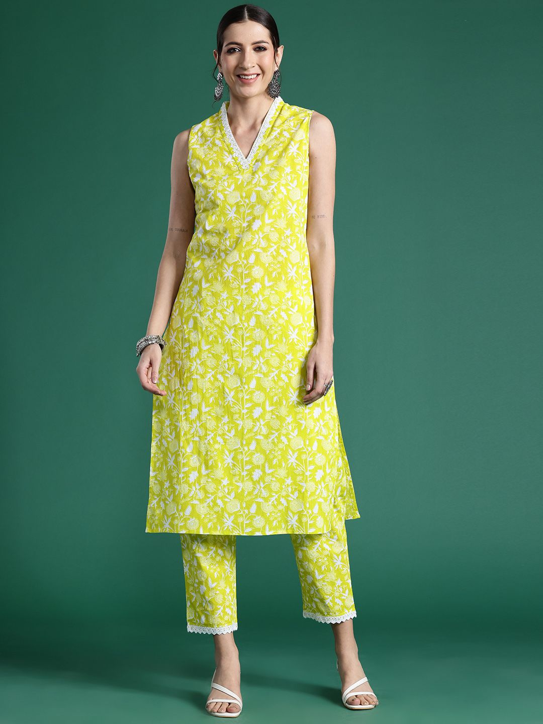 Dhiyona IE Floral Printed Pure Cotton Kurta with Trousers