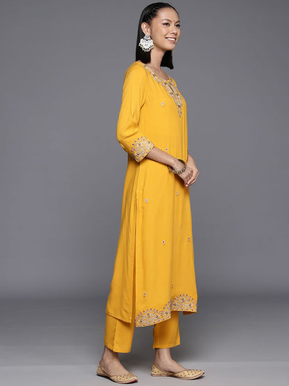 Dhiyona VA Women's Ethnic Motifs Embroidered Regular Gotta Patti Kurta with Trousers & Dupatta