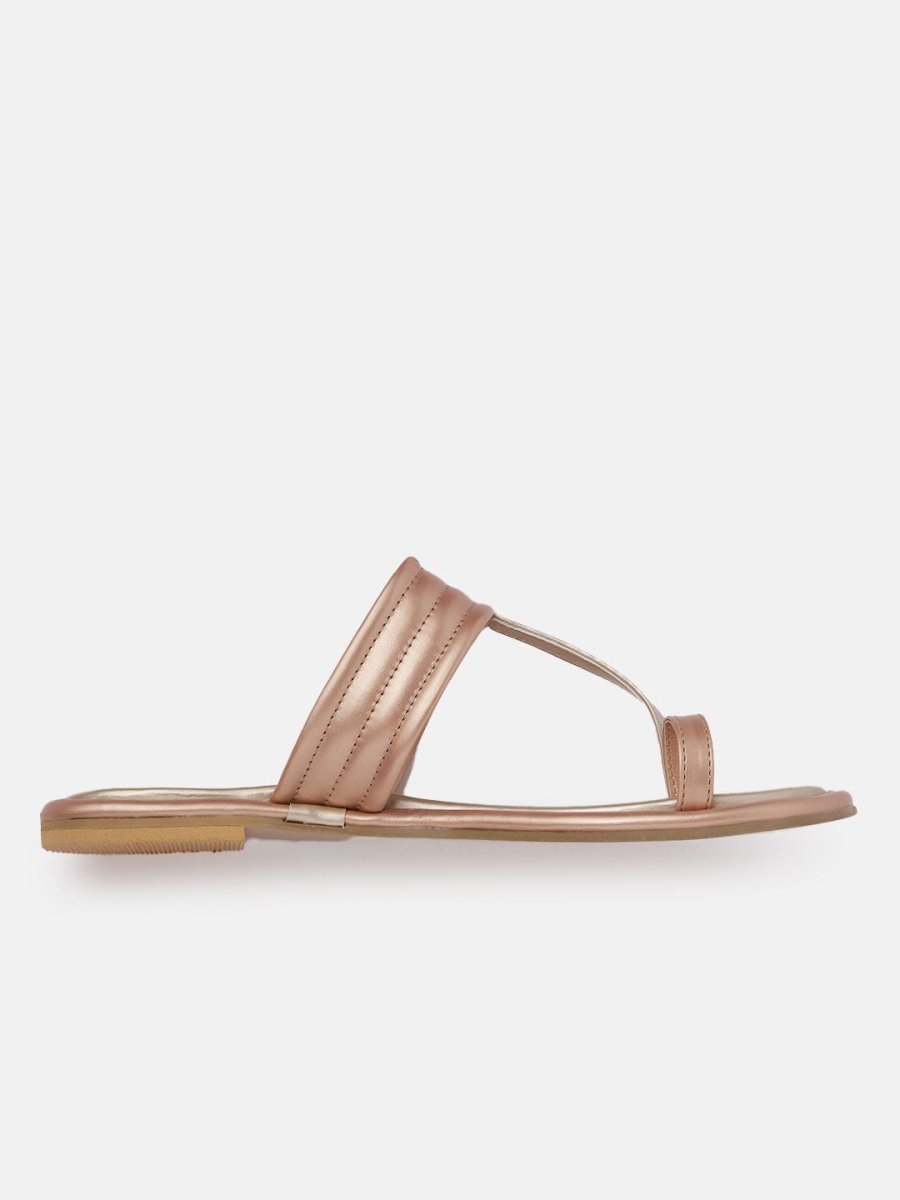 Dhiyona AK Women Striped Ethnic One Toe Flats