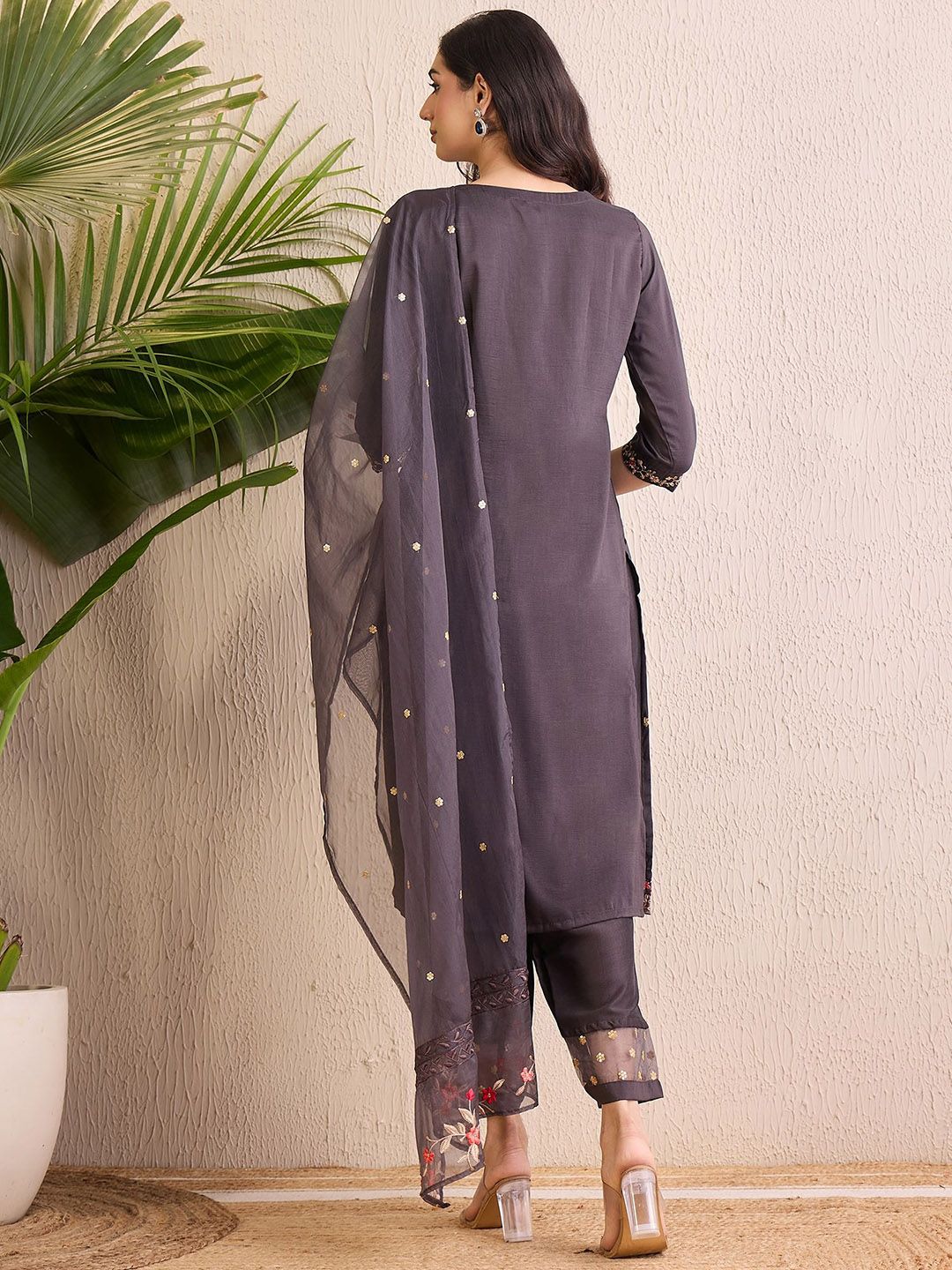 Dhiyona IE Floral Embroidered Notch Neck Straight Kurta With Trousers & Dupatta