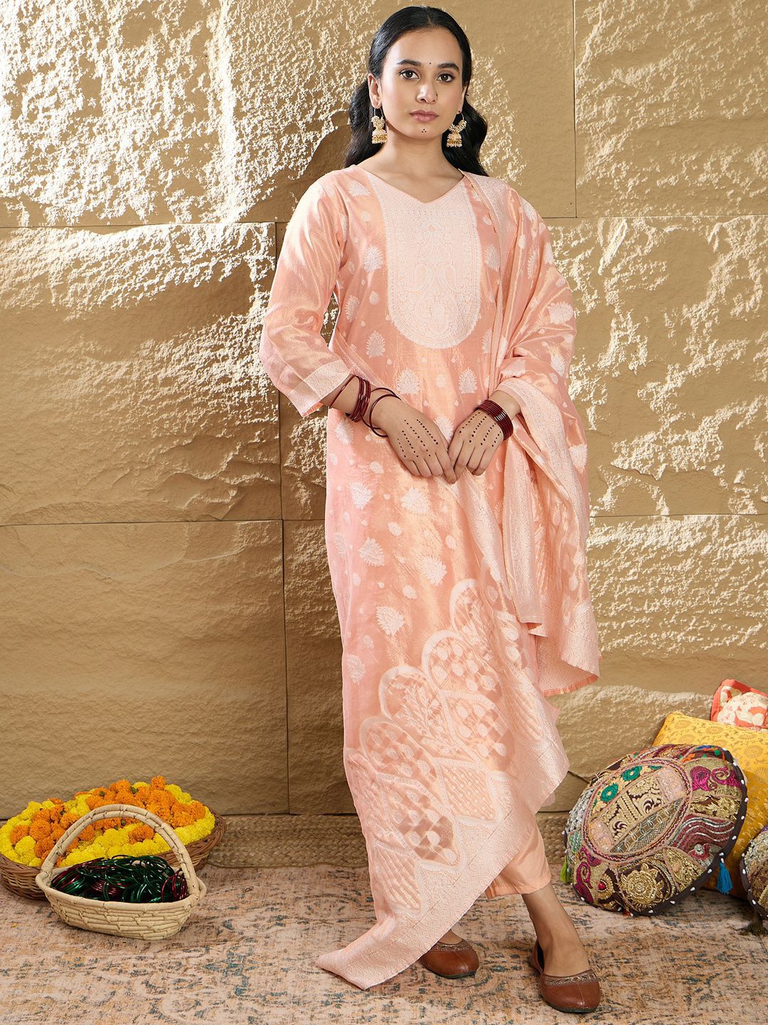 Dhiyona IE Women Regular Kurta with Trousers & Dupatta