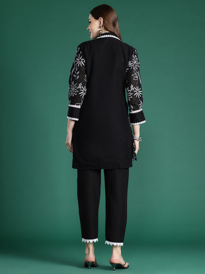 Dhiyona IE Floral Embroidered Pure Cotton Co-Ords