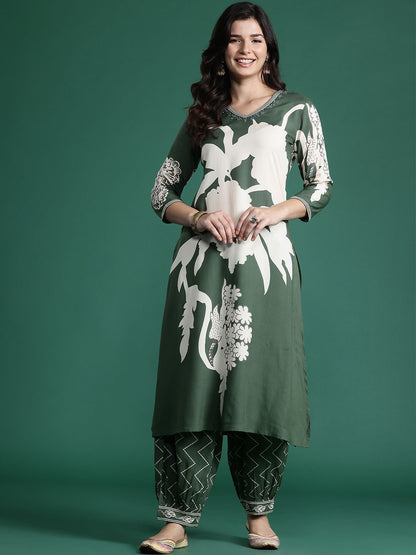 Dhiyona IE Floral Printed Sequinned Kurta with Salwar