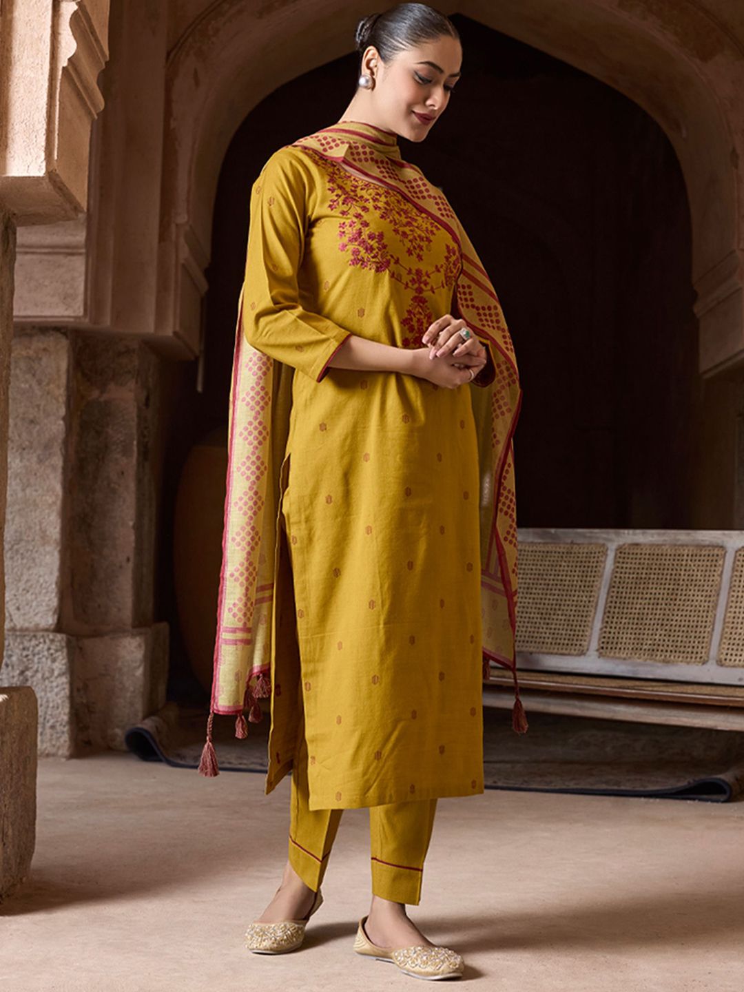 Dhiyona WP Women Ethnic Motifs Embroidered Jamdani Pure Cotton Kurta Set