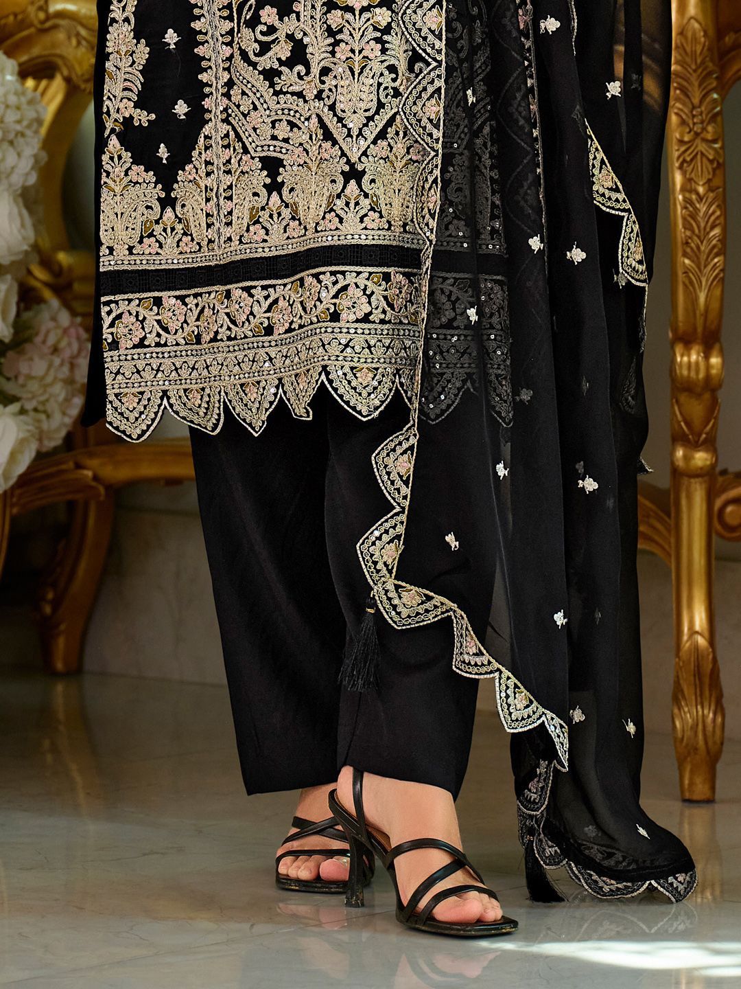 Ethnic Motifs Embroidered V-Neck Straight Kurta With Trousers & Dupatta