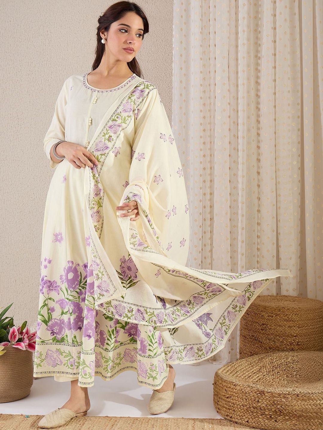 Women Floral Printed Panelled Thread Work Pure Cotton Kurta with Trousers & With Dupatta