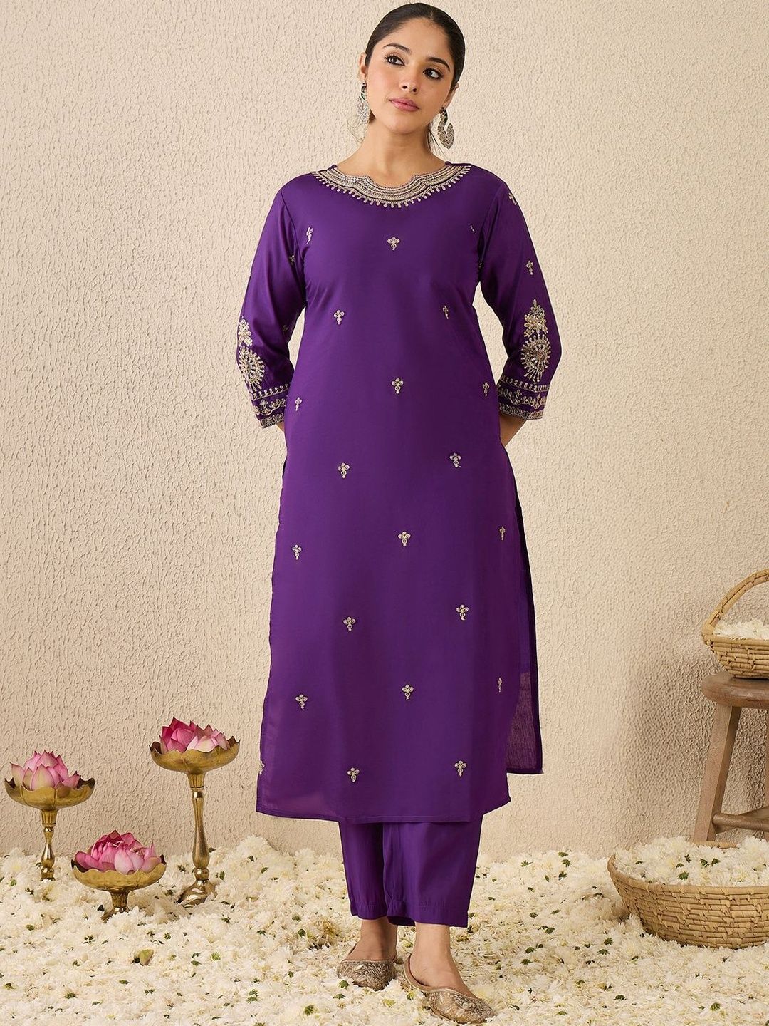Women Ethnic Motifs Embroidered Regular Kurta with Patiala & Dupatta