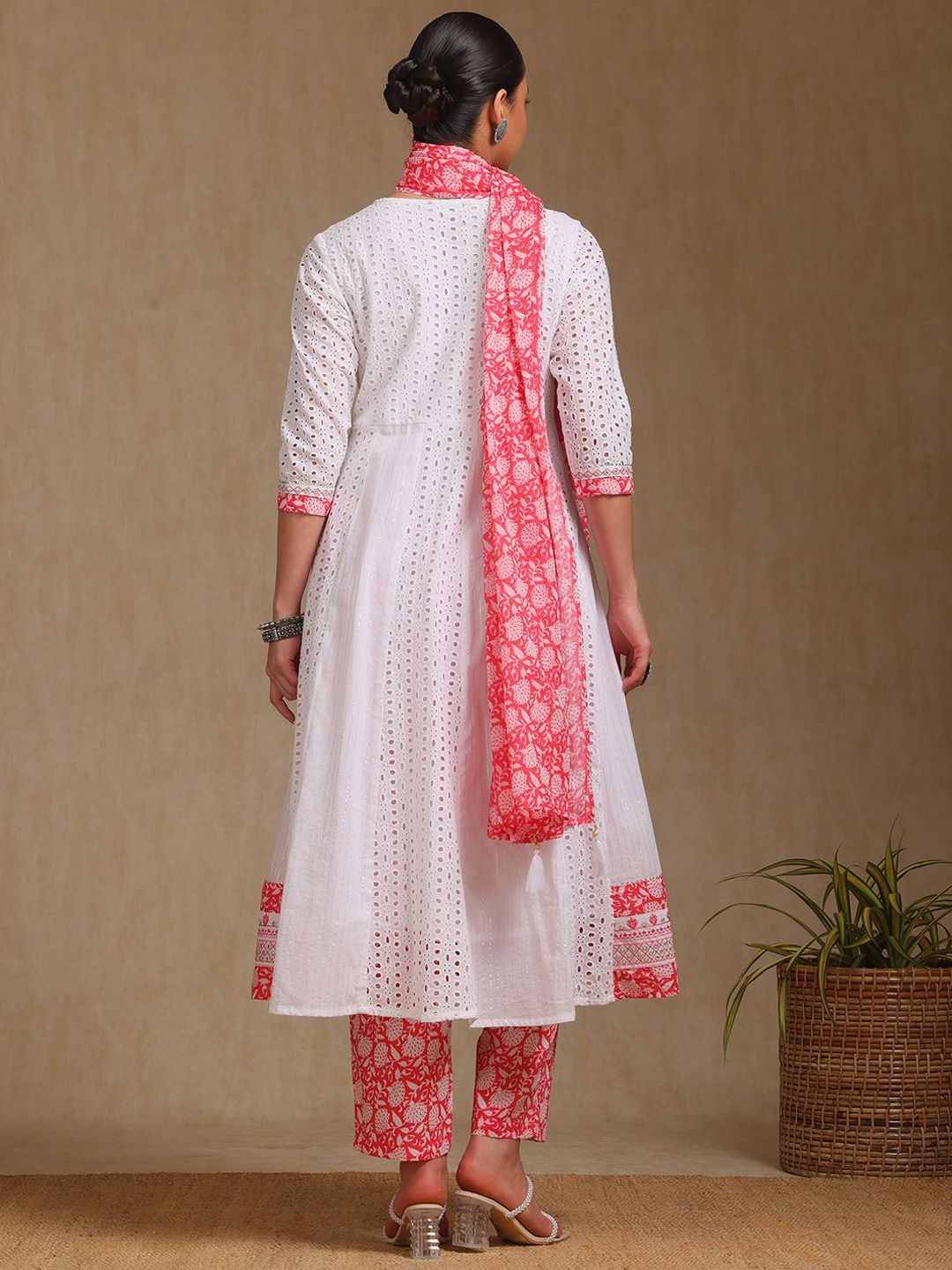 Dhiyona SO Women's Floral Yoke Design Round Neck Thread Work A-Line Kurta With Trousers