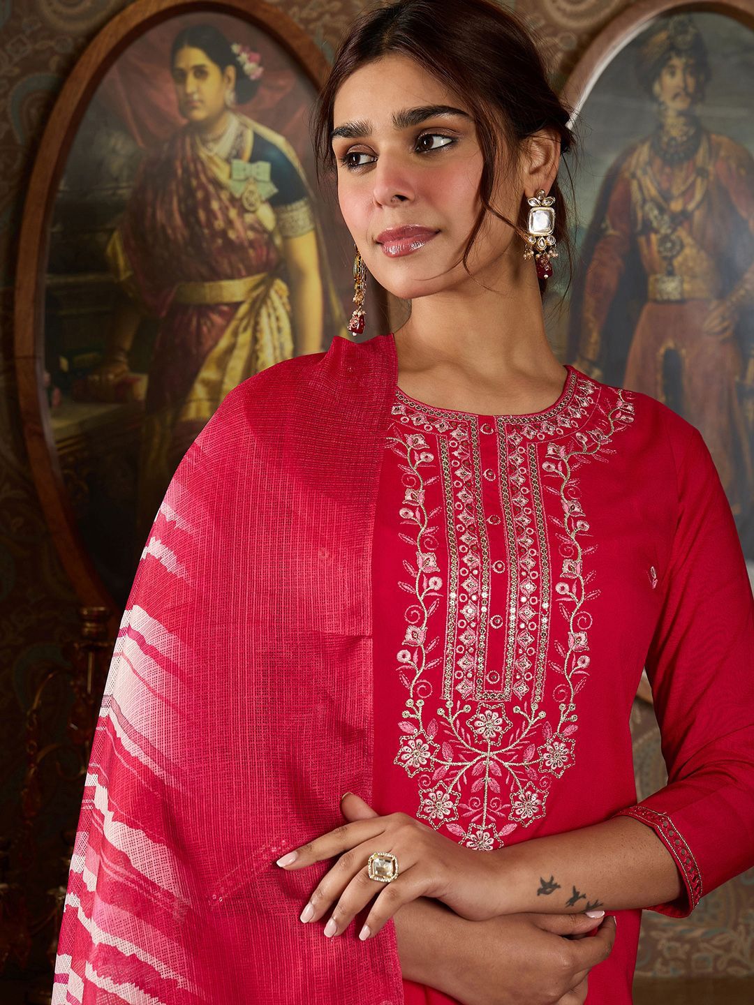 Floral Embroidered Thread Work Straight Kurta With Trousers And Dupatta
