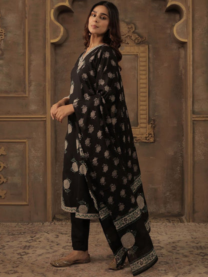 Women Floral Printed Regular Pure Cotton Kurta with Trousers & With Dupatta