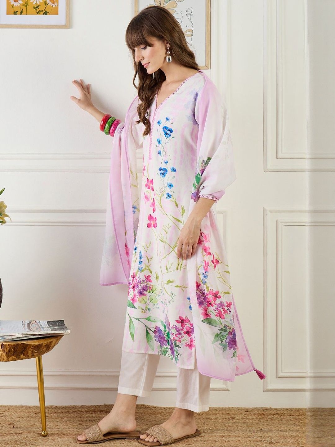 Women Floral Printed Linen Kurta with Trousers & Dupatta