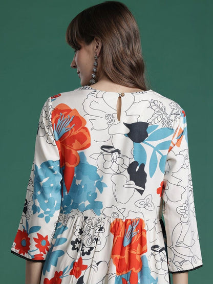 Women Floral Printed Empire Kurta with Trousers