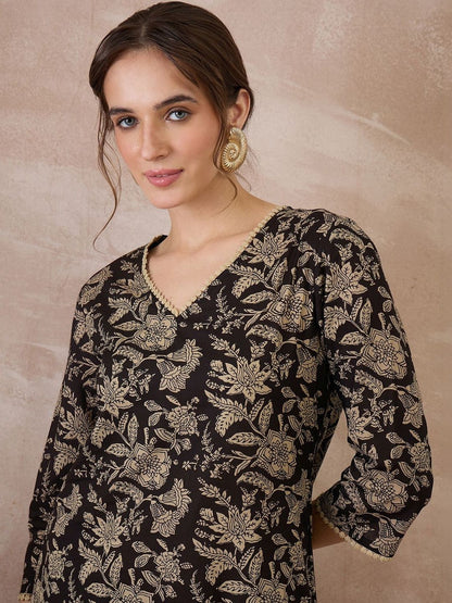 Women Floral Printed Regular Pure Cotton Kurta with Trousers