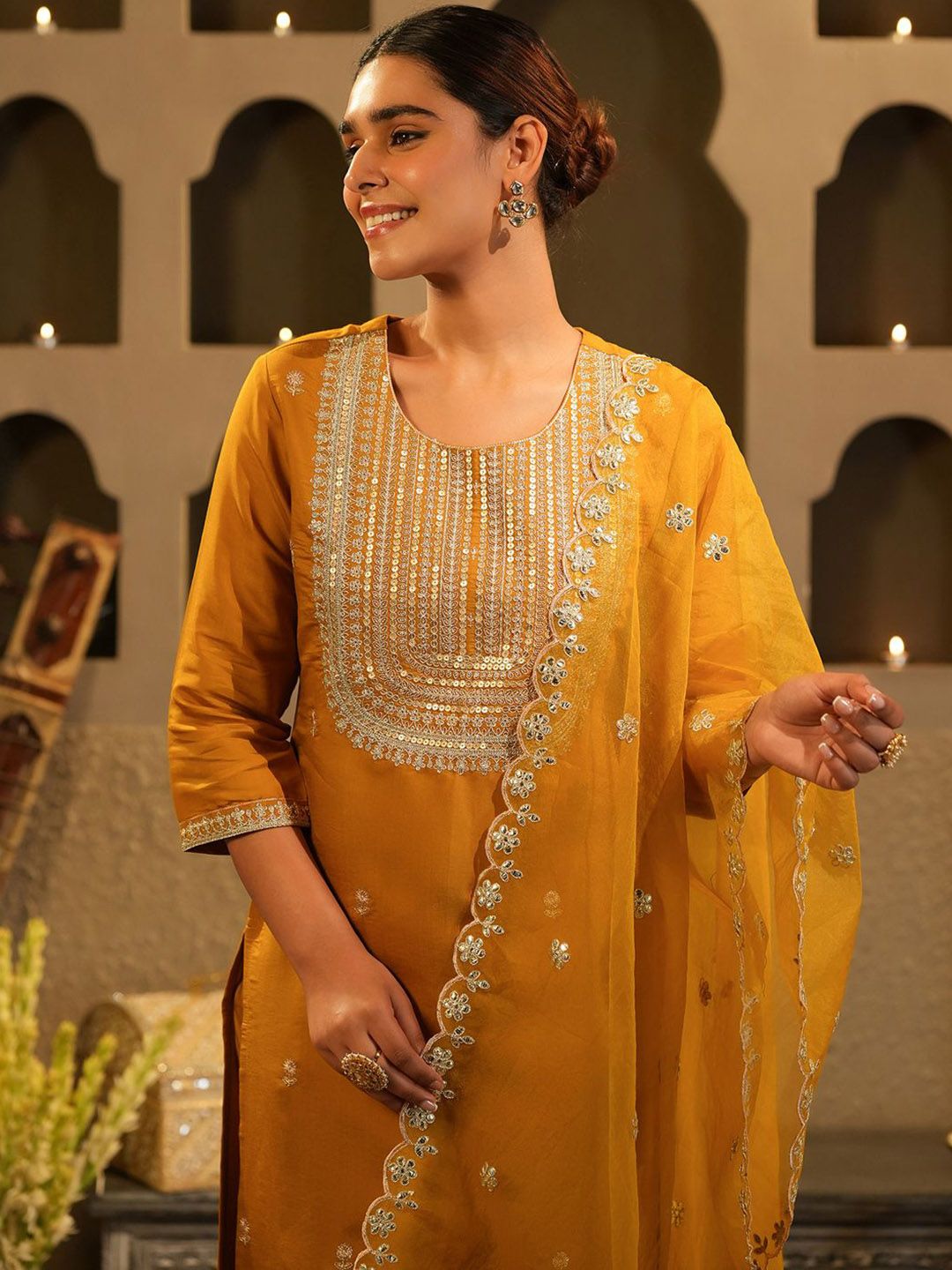 Dhiyona IE Women Ethnic Motifs Embroidered Kurta with Trousers & Dupatta