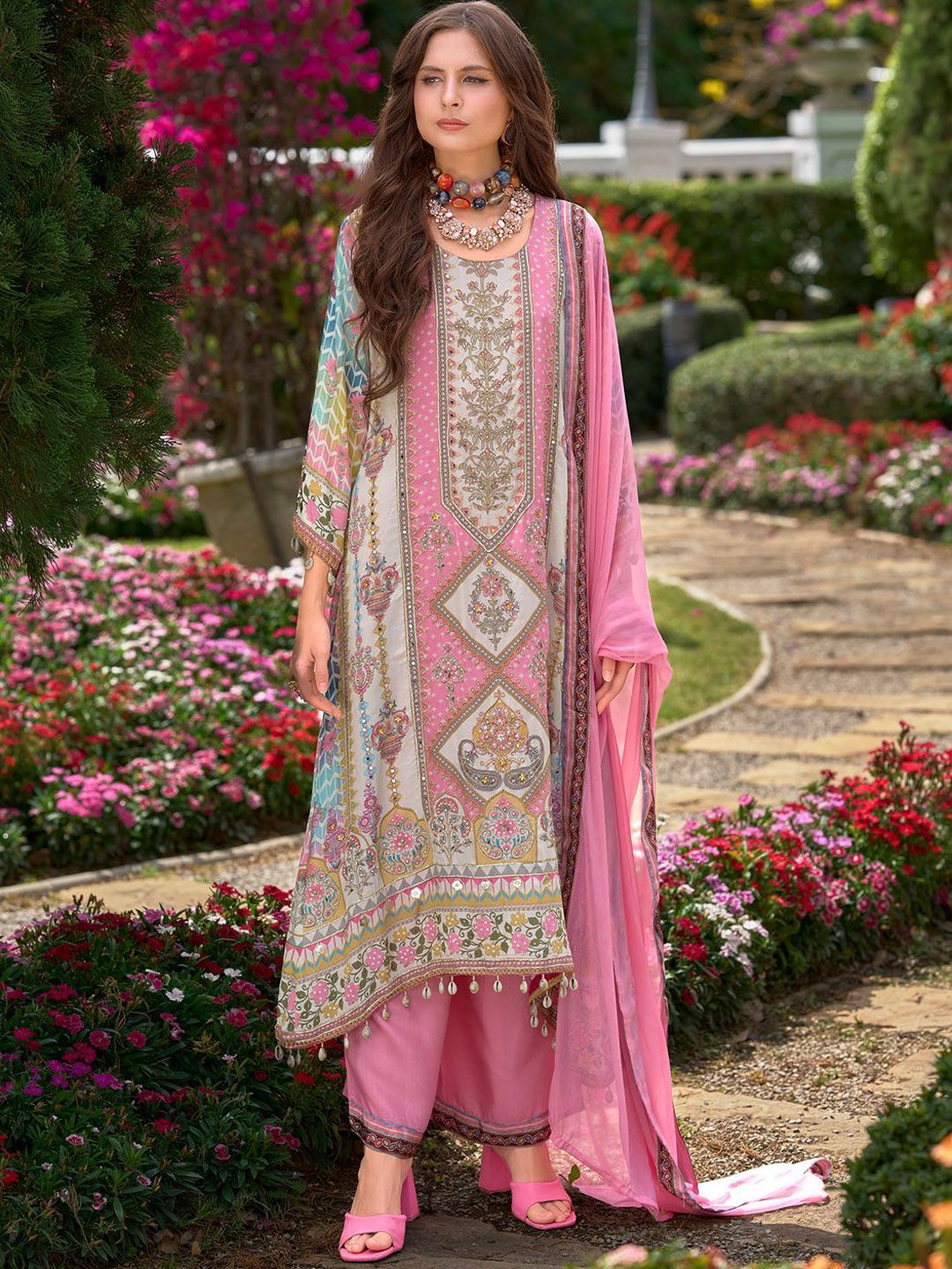 Women Floral Printed Regular Mirror Work Liva Kurta with Palazzos & With Dupatta