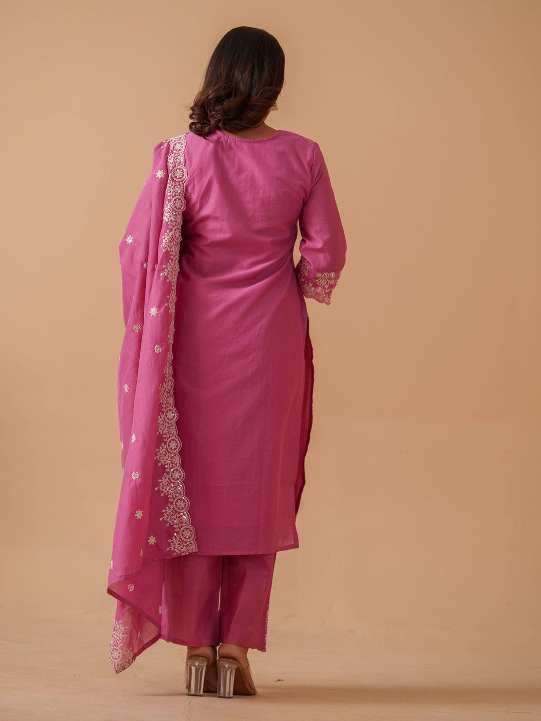 Dhiyona PD Women Floral Embroidered V Neck Kurta With Trousers & Dupatta