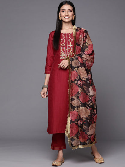Dhiyona VA Women's Maroon & Beige Floral Embroidered Thread Work Kurta with Trousers & Dupatta