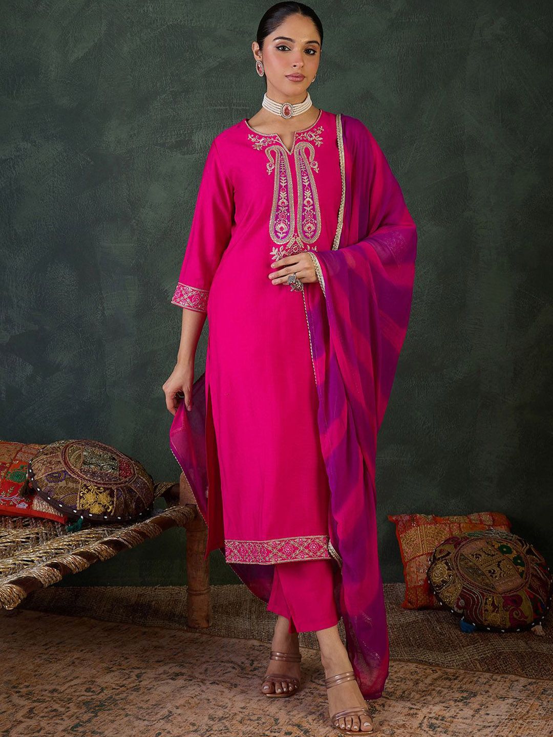 Ethnic Motifs Embroidered Sequinned Kurta With Trousers & Dupatta