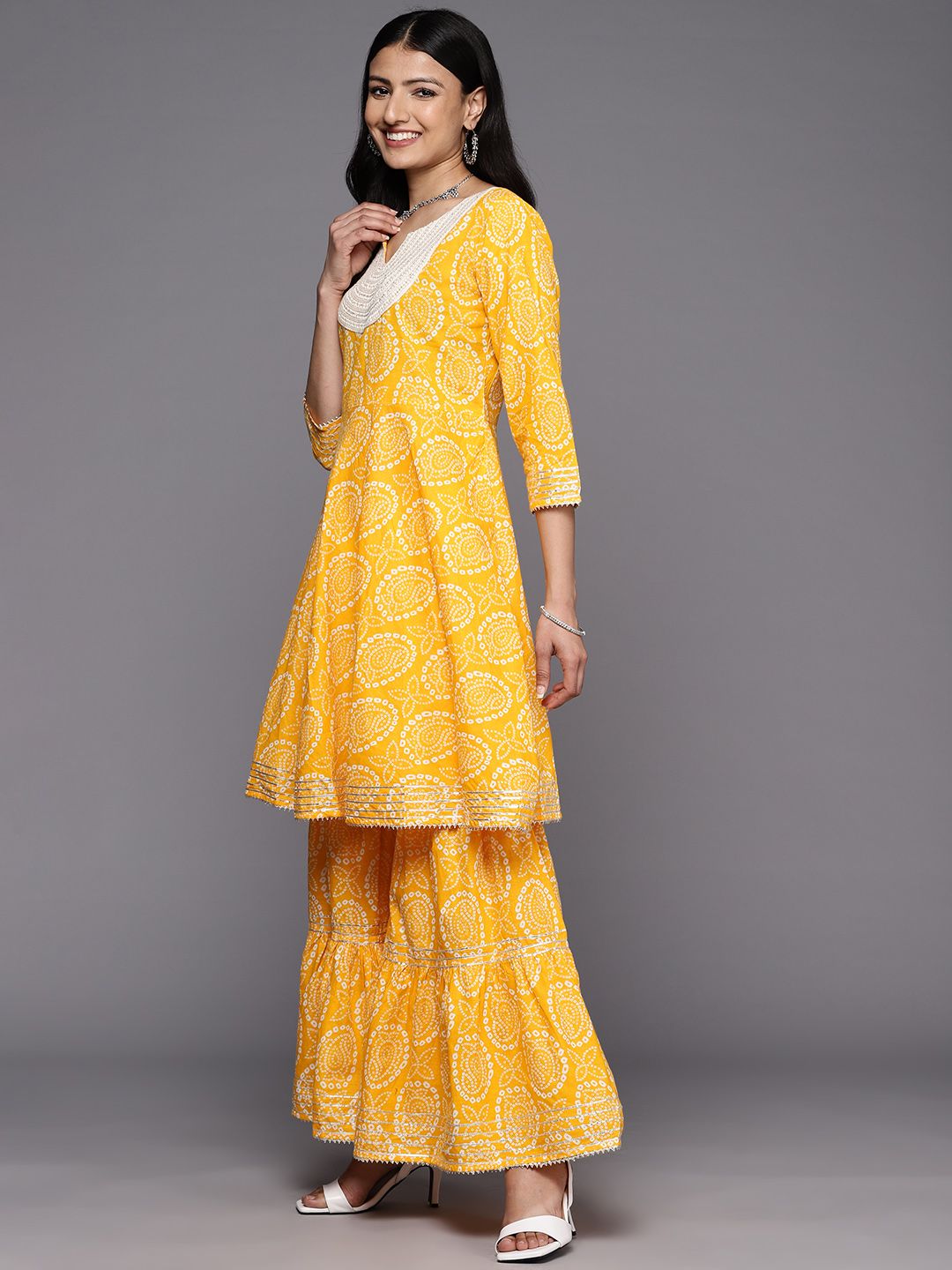 Dhiyona VA Women'sBandhani Printed Gotta Patti Pure Cotton Kurta With Sharara & With Dupatta