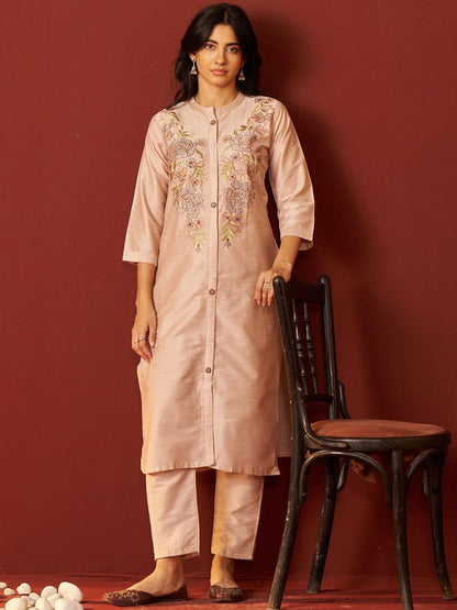 Women Floral Embroidered Cotton Kurta with Trousers