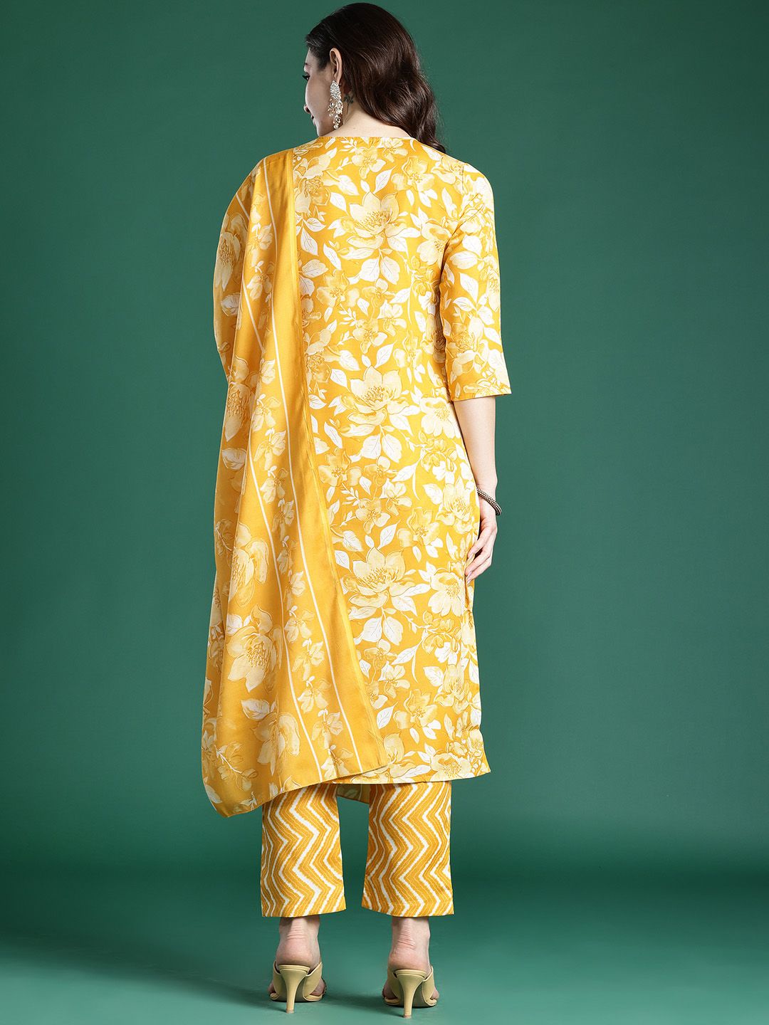 Dhiyona IE Floral Printed Kurta with Trousers & Dupatta