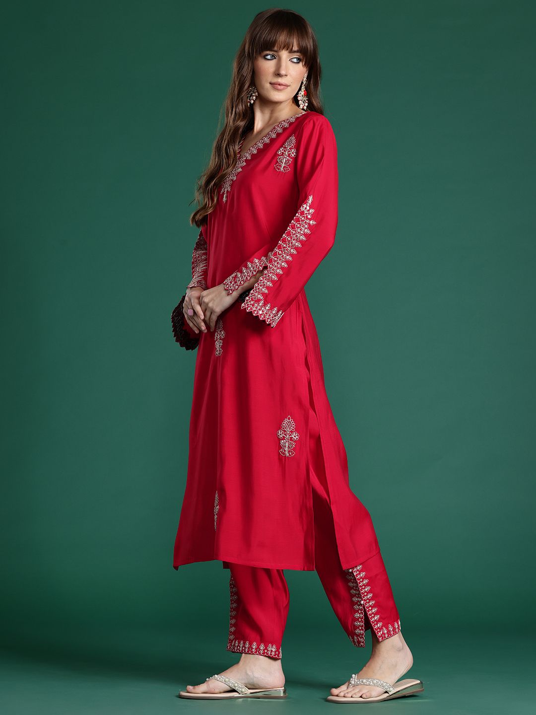 Dhiyona IE Ethnic Motifs Embroidered Sequinned Kurta with Trousers