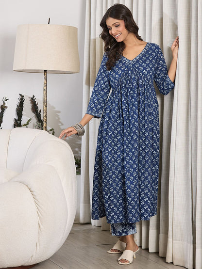 Dhiyona IE V-Neck Floral Printed Empire Pure Cotton Kurta with Trouser