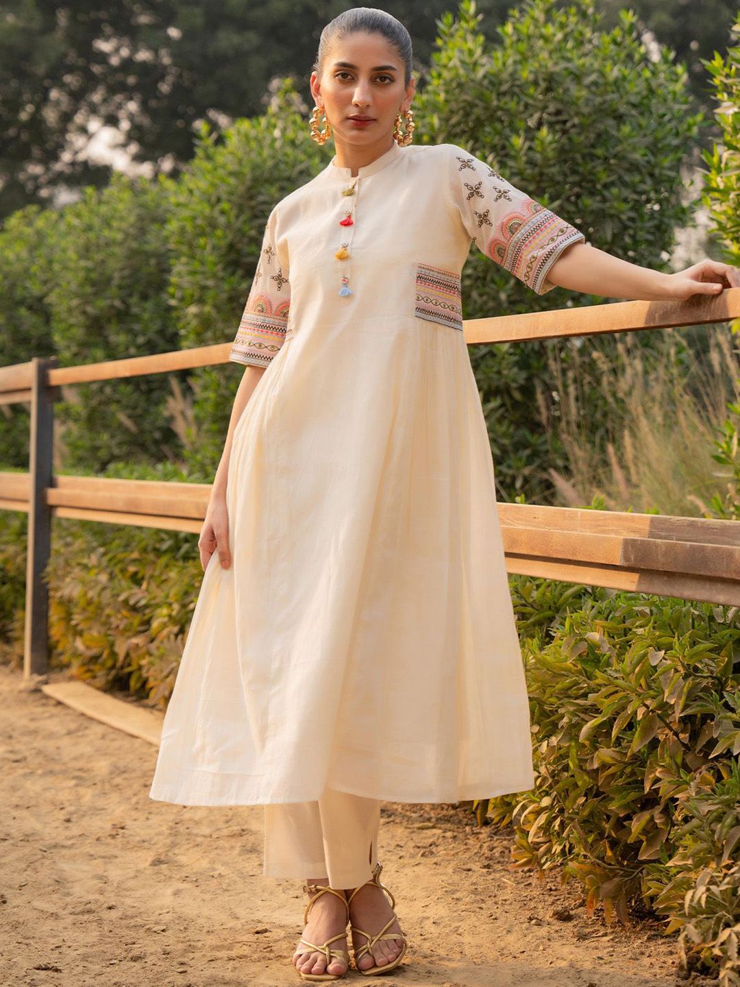 Dhiyona IE Ethnic Motifs Yoke Design Mandarin Collar Pure Cotton A-Line Kurta With Trousers
