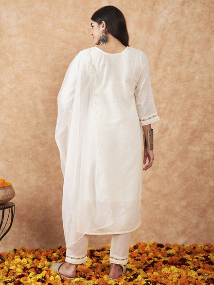 Dhiyona IE Women Floral Embroidered Regular Thread Work Pure Cotton Kurta with Trousers & With Dupatta