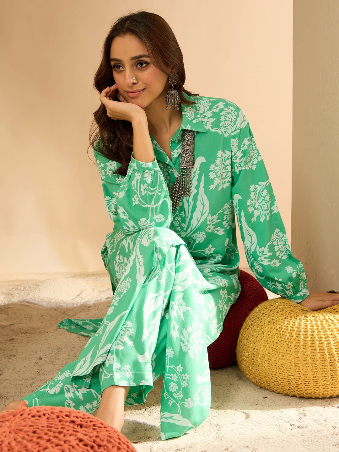 Dhiyona IE Women Floral Printed Regular Kurta with Trousers