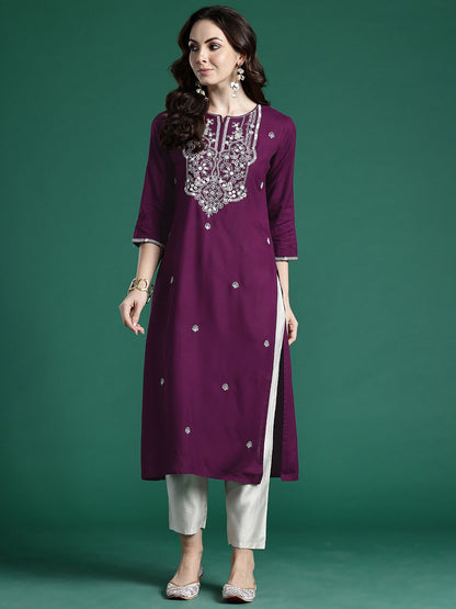Dhiyona IE Floral Embroidered Floral Kurta