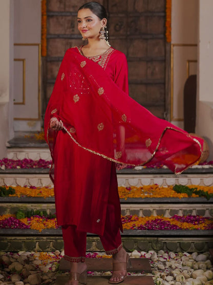 Women Ethnic Motifs Embroidered Regular Kurta with Trousers & With Dupatta