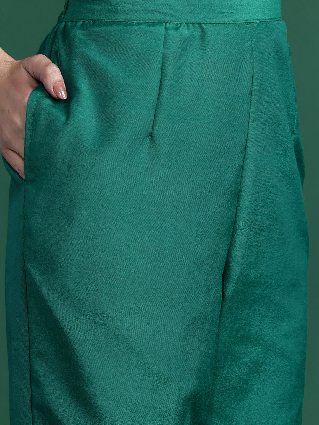 Dhiyona IE Ethnic Motifs Woven Design Kurta with Trousers & With Dupatta