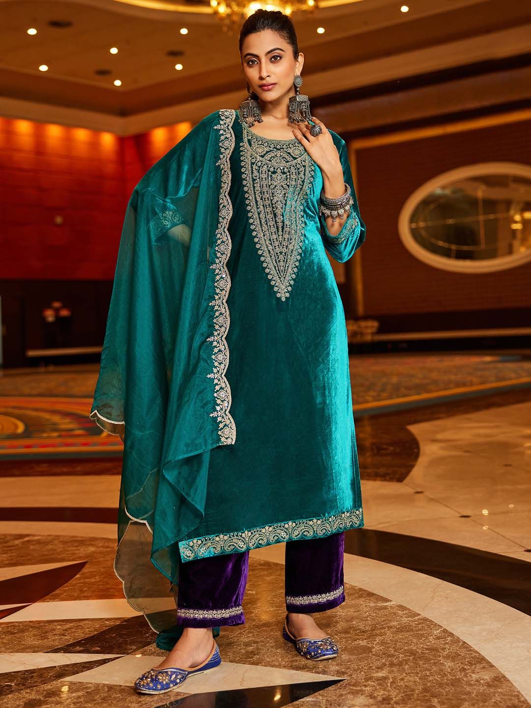 Dhiyona IE Women Ethnic Motifs Embroidered Regular Sequinned Velvet Kurta with Trousers & With Dupatta