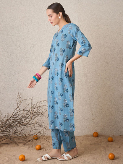 Dhiyona IE Floral Printed Pure Cotton V-Neck Straight Kurta With Trousers