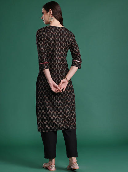 Dhiyona IE Women Floral Printed Mirror Work Pure Cotton Kurta
