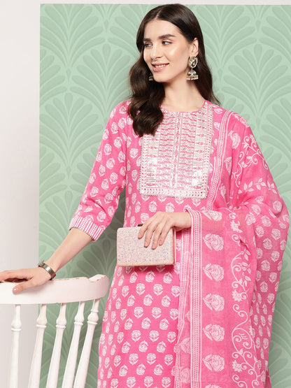 Dhiyona IE Women Floral Printed Regular Gotta Patti Cotton Kurta with Trousers & Dupatta