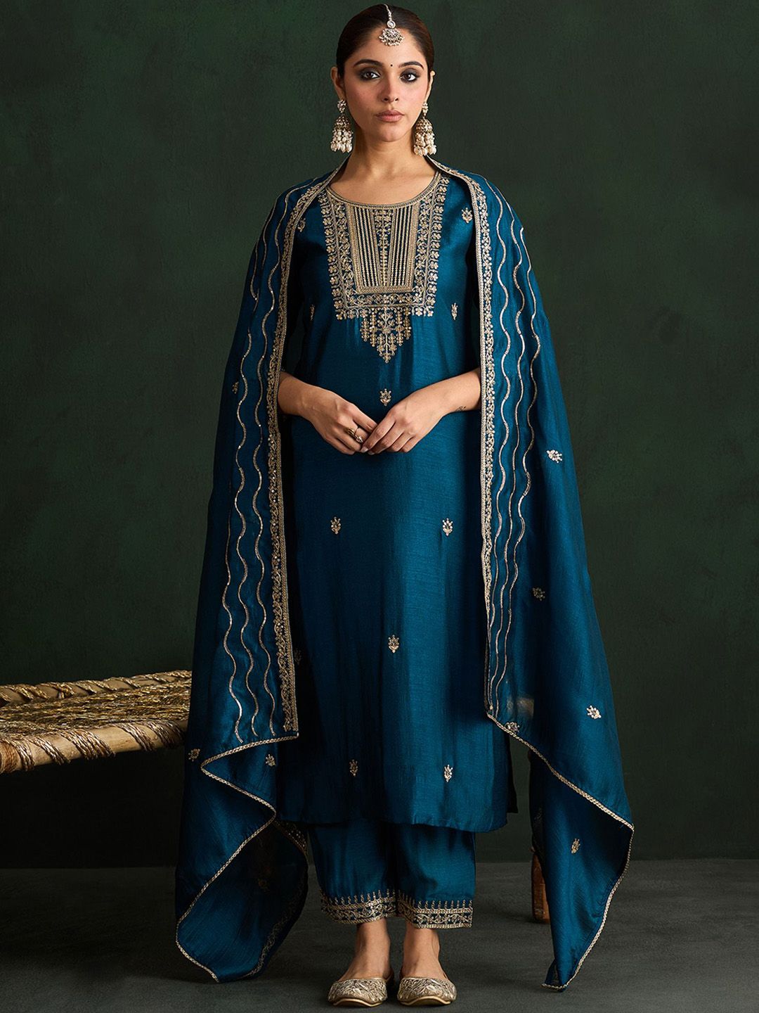 Dhiyona IE Women Ethnic Motifs Embroidered Regular Kurta with Trousers & With Dupatta