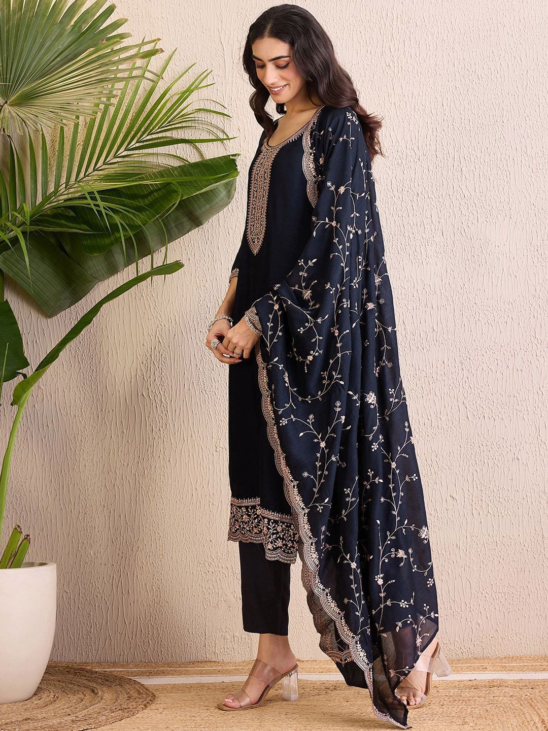 Dhiyona IE Women Ethnic Motifs Embroidered Regular Sequinned Kurta with Trousers & With Dupatta