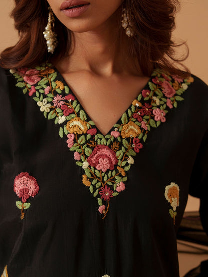 Dhiyona PD Women Floral Embroidered V-Neck Straight Kurta With Trousers & Dupatta