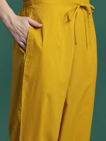 Floral Embroidered Thread Work Pure Cotton Kurta with Trousers & With Dupatta